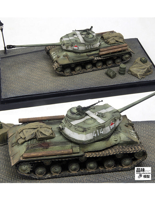 1/72 Soviet JS-2 Tank Model 7th Tank Brigade Berlin with Scene