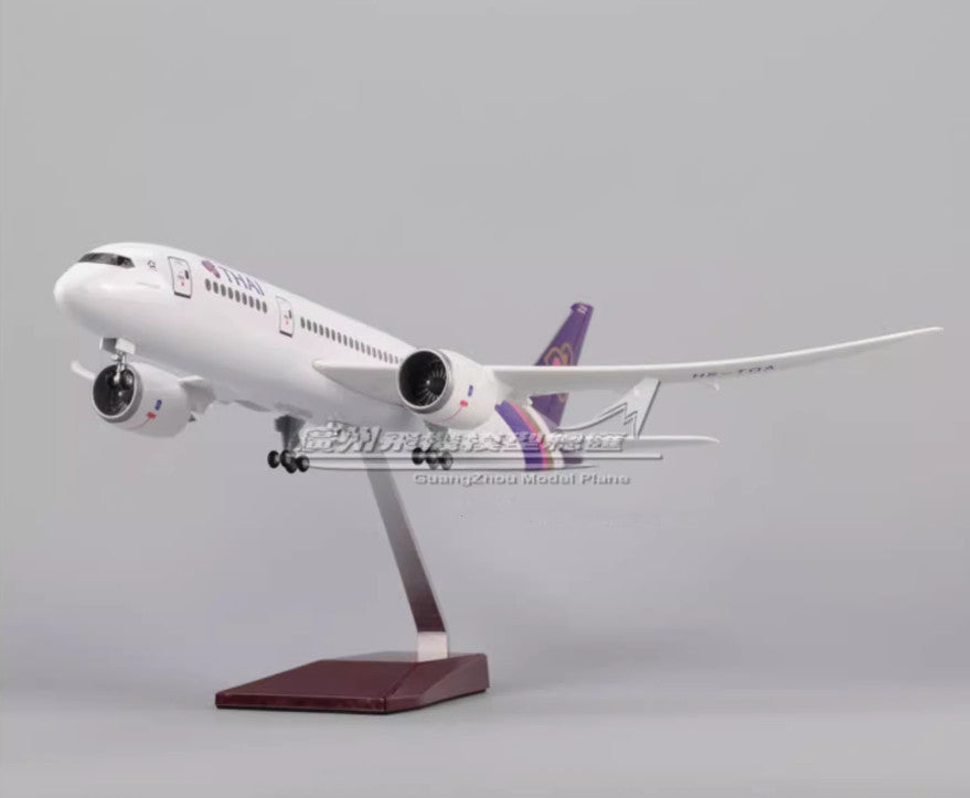 1:130 43CM THAI BOEING 787 Airplane Landing Gear Resin Aircraft Aeroplane Model