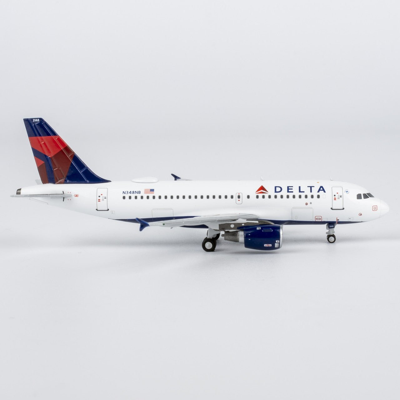 1:400 NGmodels Delta Air Lines Airbus A319 N348NB Airplane Diecast Plane Model