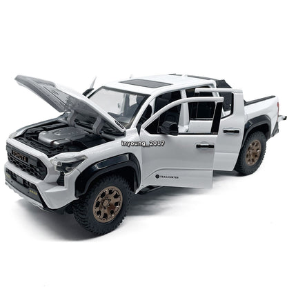 1/24 Tacoma Pickup Truck Model Car Diecast Toy Vehicle Toys for Boys Kids White