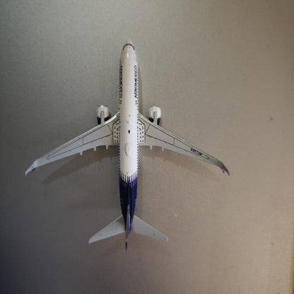 1:400 Geminijets Aeroméxico Boeing 737-800W Passenger Airplane Diecast Model