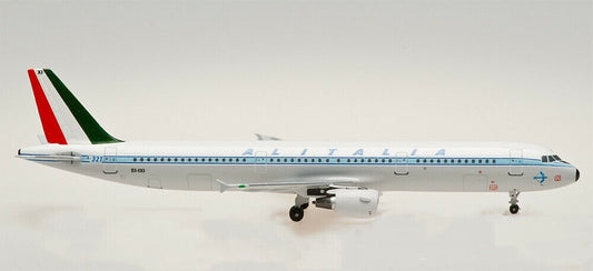 1:400 AeroClassics ALITALIA Airbus A321 Passenger Airplane Diecast Plane Model