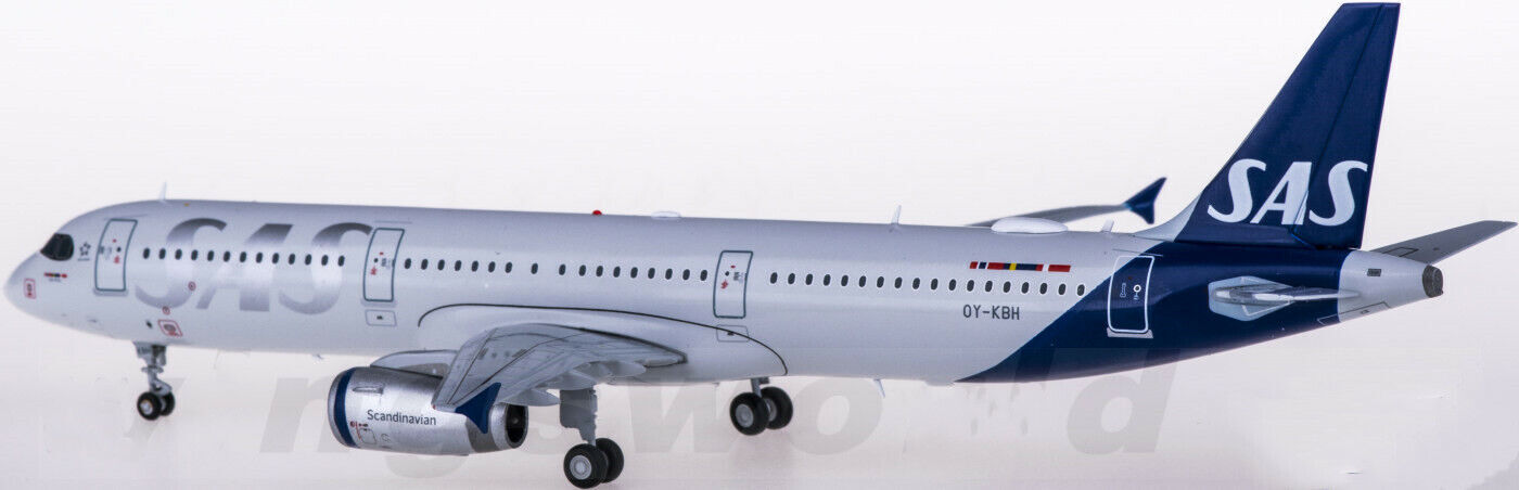 1:200 JC Wings SAS Scandinavian AIRBUS A321 Passenger Airplane Diecast Model