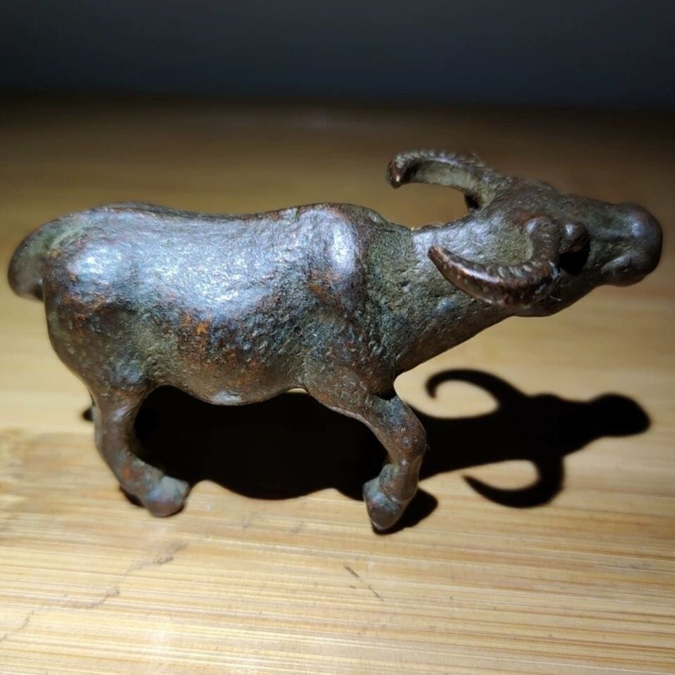 Fortune Rare China copper fortune ox cow figure Statue table decoration tea pet