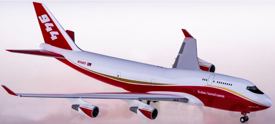 1:200 35CM Hogan BOEING 747-400 Global Supertanker Airplane ABS Plastic Model