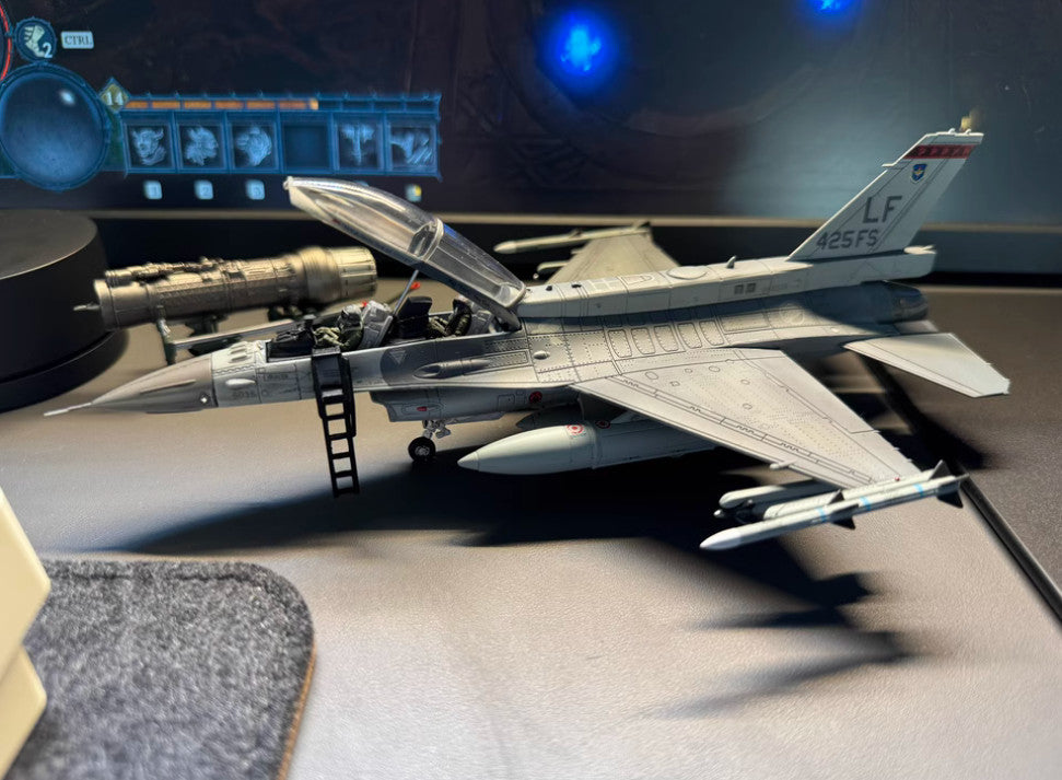 1:72 Calibre Wings RSAF F-16D 425th FS Luke AFB 96-5035 Fighter Diecast Model