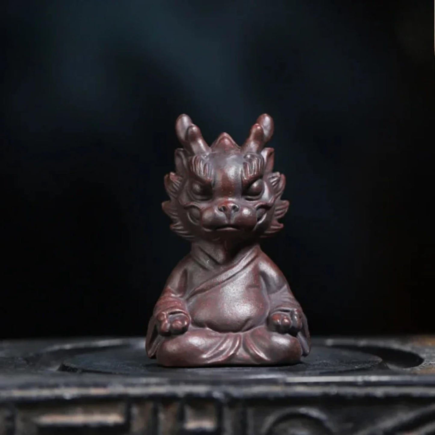 Purple Clay Tea Pet Meditation Dragon 9cm Chinese Statuary Tea Play Desktop