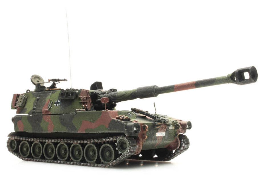 ARTITEC BRD M109 A3G Flecktarnung with net 1/87 FINISHED MODEL TANK