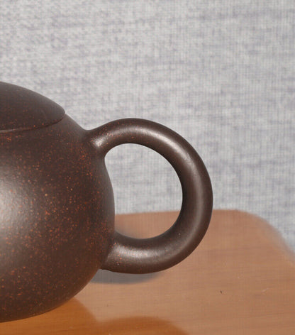 200ml Ball Shaped Infuser Holes Yixing Zisha Clay Tea Pot Household Xishi Pot
