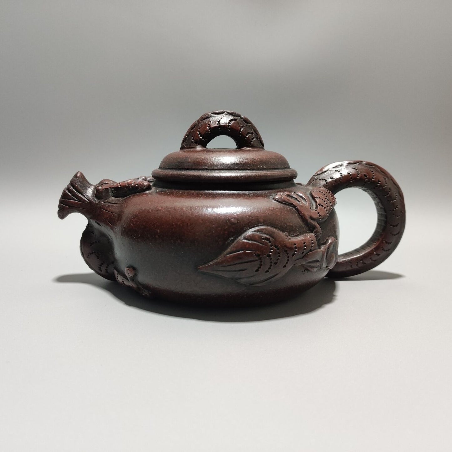 Vintage Chinese Yixing Purple Clay Teapot Zisha Ceramic Carving Dragon Teaware