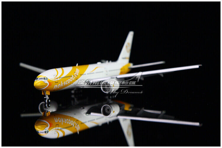 1:400 JC Wings Nokscoot BOEING 777-200ER Passenger Plane Flap Down Diecast Model