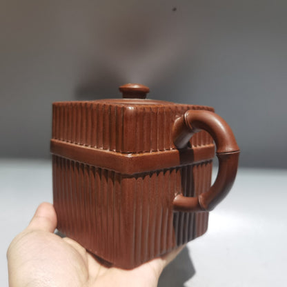 Chinese Yixing Zisha Clay Handmade Exquisite Teapot （一捆竹壶 底款：宜兴出品 )