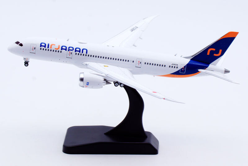 1:400 JC Wings Air Japan Dreamliner B787-8 Passenger Airplane Diecast Model