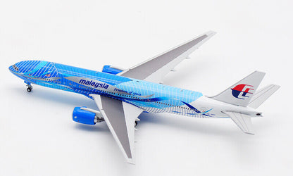 1:400 JC Wings Malaysia Airlines BOEING 777-200ER Passenger Plane Diecast Model