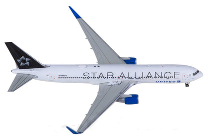 1:400 Geminijets United Airlines B767-300ER Passenger Airplane Diecast Model