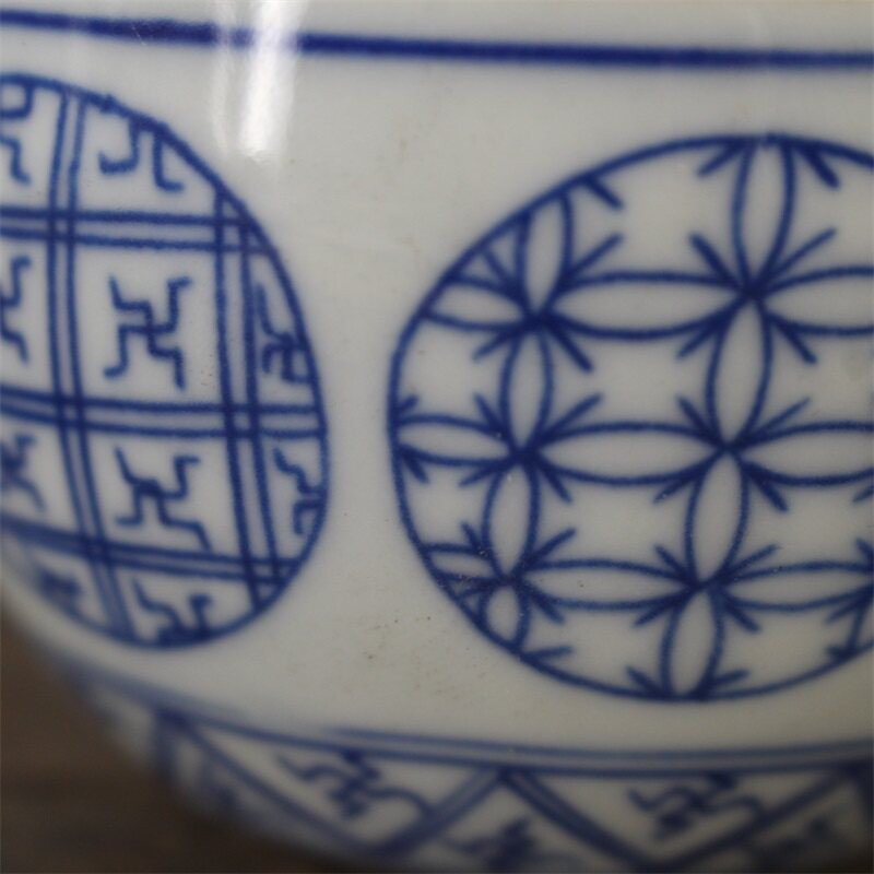 3.3" Collection Chinese Blue-and-white Porcelain Tea-leaf Lid Pot