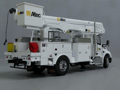 1:32 DM PETERBILT 536 With Altec AA55 Aerial SERVICE TRUCK Machine Diecast Model
