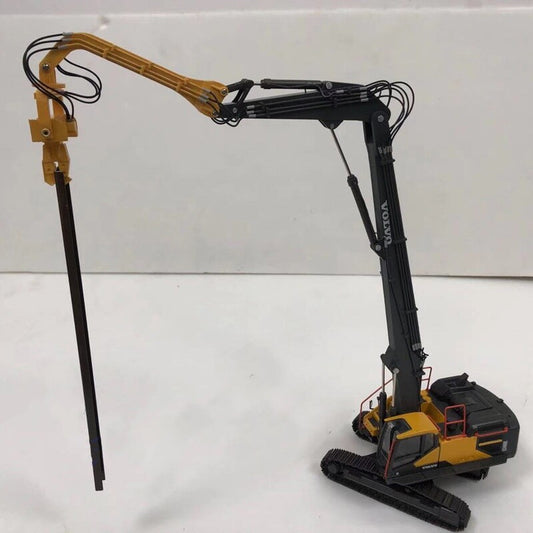 1:50 EC480E Pile Driving Machinery Construct Equipment Machine Diecast Model