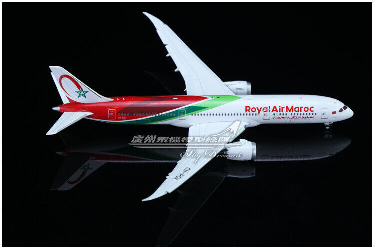 1:400 JC Wings Royal Air Maroc BOEING 787-9 Airplane Flap Down Diecast Model