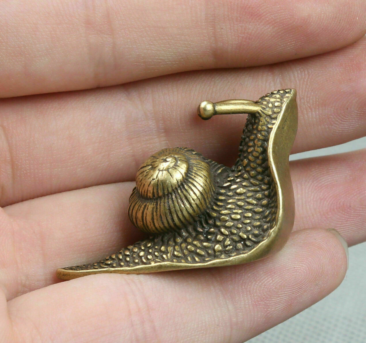 Rare Chinese old bronze handmade Small Snail Statue figure Tea pet decoration