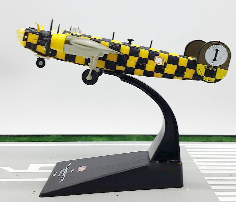 WWII USA CONSOLIDATED B-24D 1/144 diecast plane model aircraft
