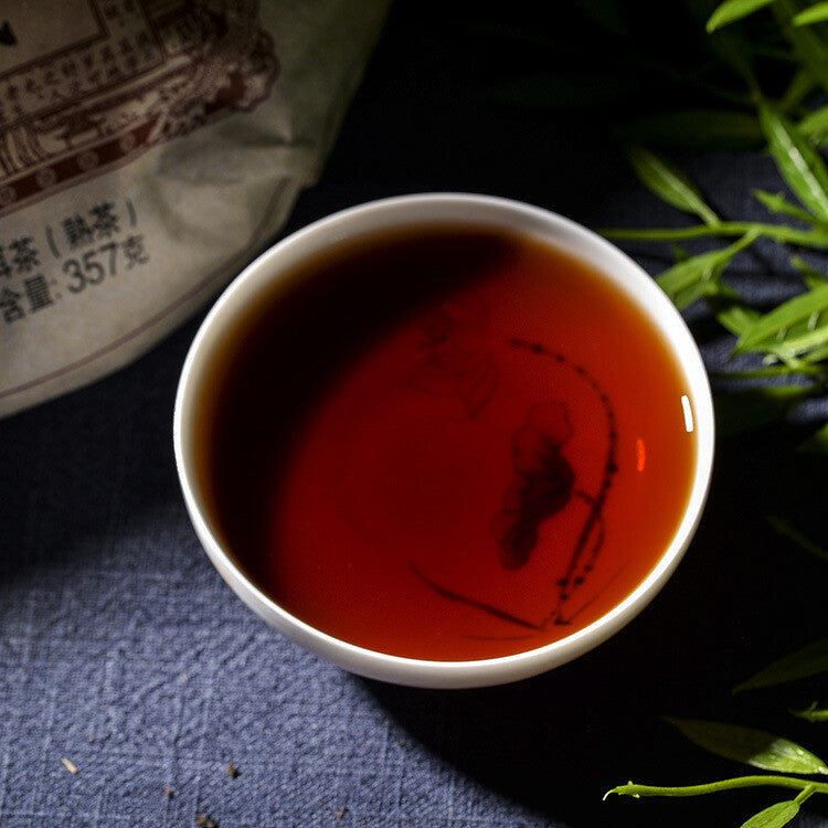 357g Round Pu'er Tea Cake Yunnan Old Tree Cooked Tea Collectible Chinese Puerh