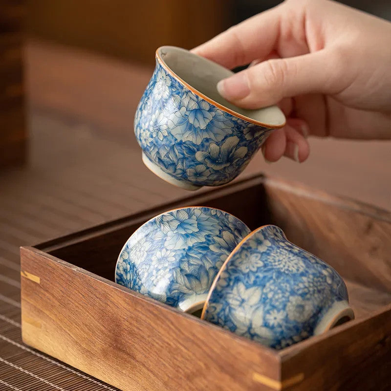 6.3CM Chinese Ice Crack Retro Blue and White Ceramic Master Cup Tea Set Tea Cup
