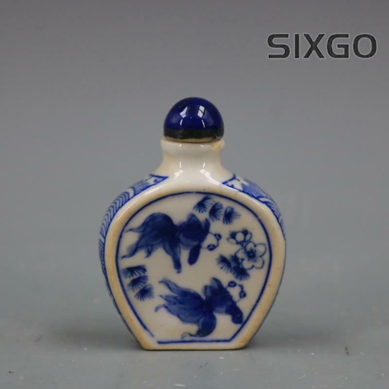 China Antique Blue and White Porcelain Goldfish Snuff Bottle Collectable