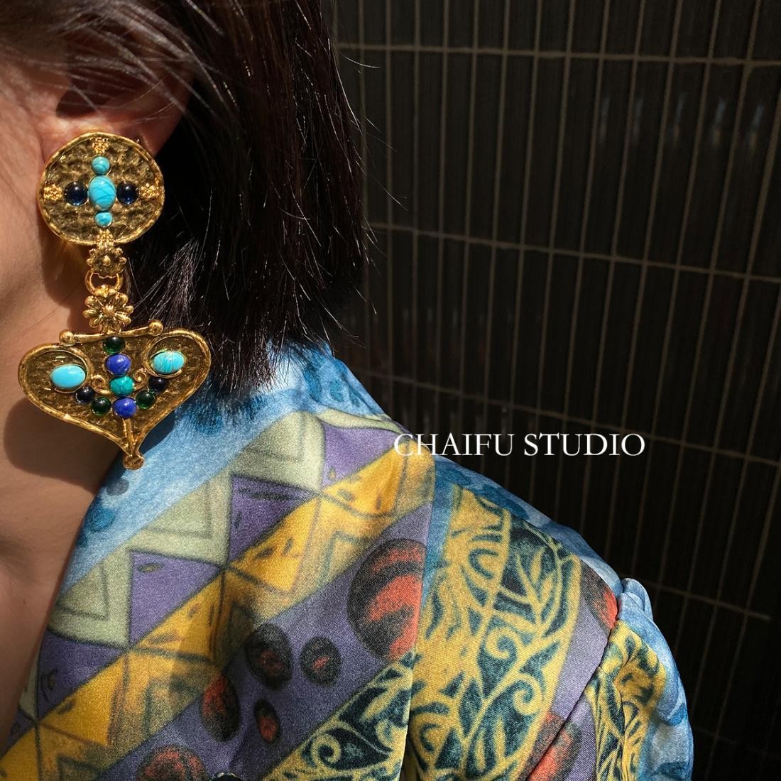 Vintage Western Court Heart Clip-On Earrings Turquoise Gold Plated Non-Pierced
