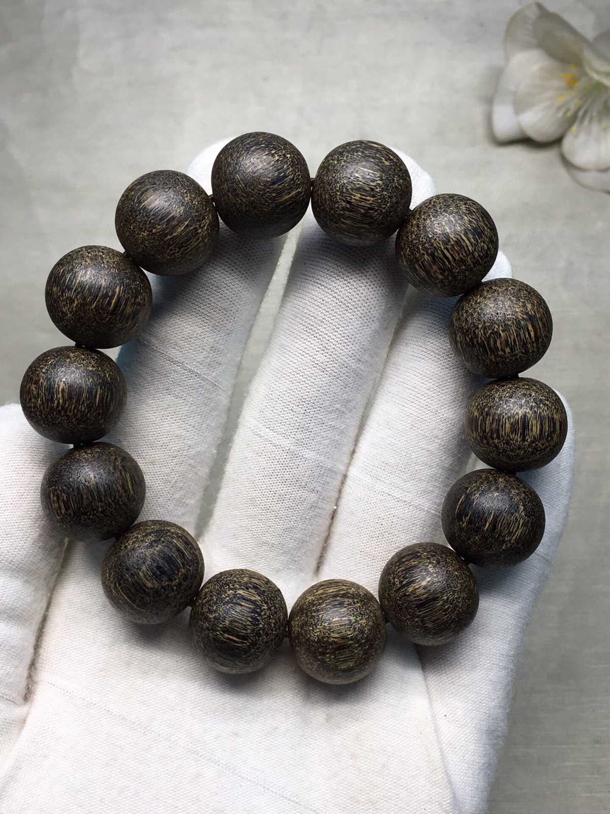 16mm Chinese Natural Eaglewood Handmade Exquisite Bracelets 31327