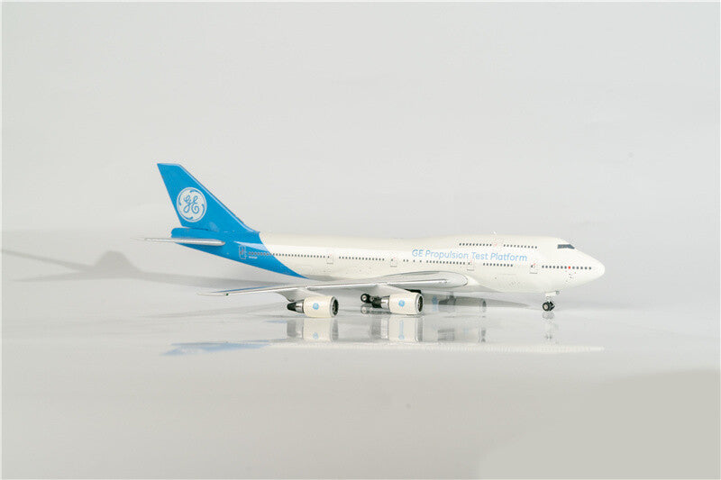 Phoenix FOR GE Propulsion Test Platform For Boeing B747-400 N747GF 1/400 Model