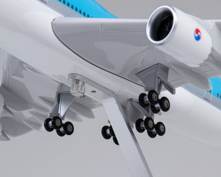 47CM 1:160 KOREAN AIR BOEING 747-8 Passenger Airplane Landing gears Resin Model