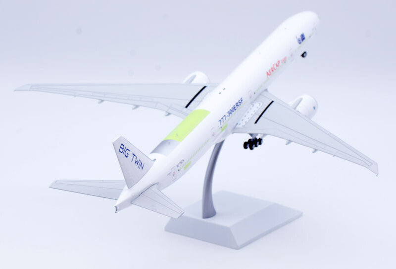 1:200 JC Wings AERCAP Cargo BOEING B777-300ER Airplane Diecast Aircraft Model