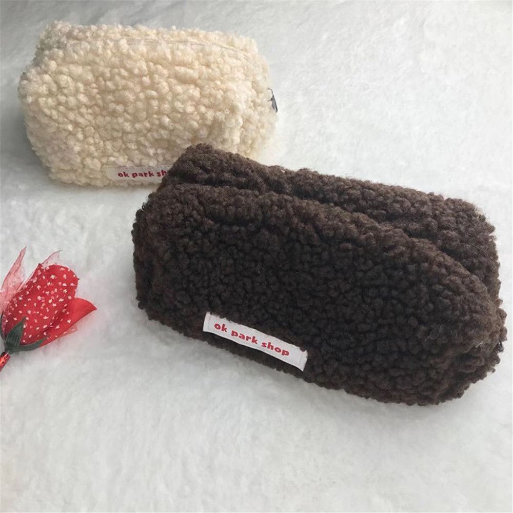 Plush Cosmetic Bag Large Travel Makeup Organizer Toiletry Storage Pouch 18*9*7cm