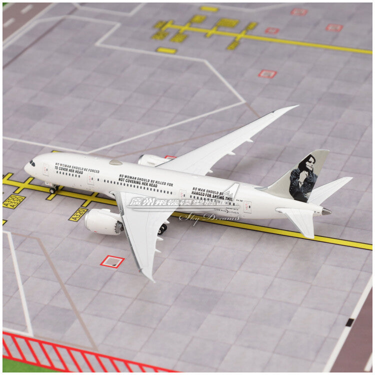 1:400 Phoenix Comlux Aruba BOEING 787-8 Plane Diecast Aircraft Aeroplane Model