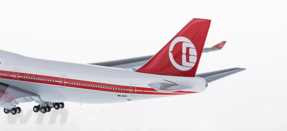 1:400 JC Wings Malaysian BOEING 747-400 Passenger Airplane Diecast Plane Model
