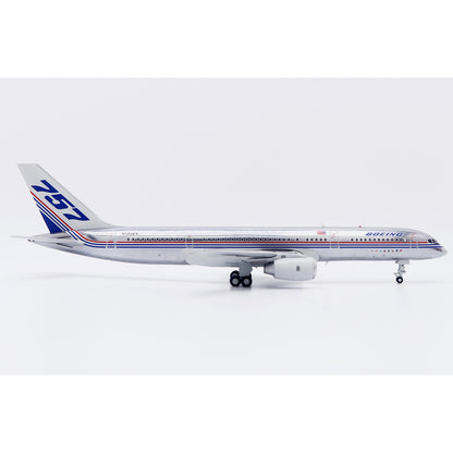 1:200 JC Wings Boeing 757-200 N505EA Passenger Plane Diecast Aircraft Model