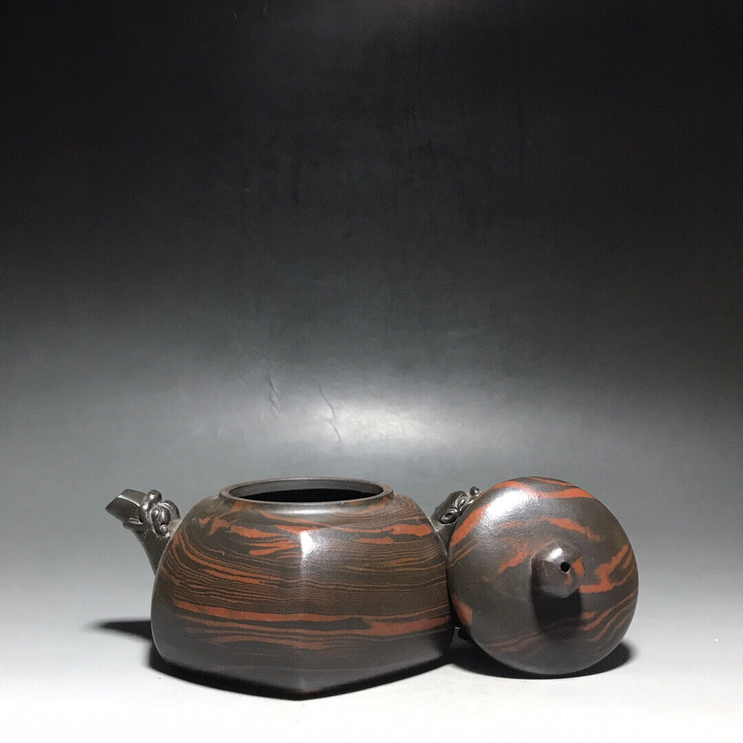 Chinese Yixing Zisha Clay Handmade Exquisite Teapot（六方龙尊 底款：邵雲琴）