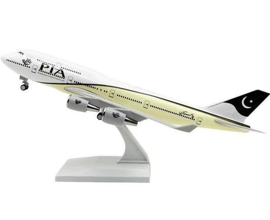 30CM PIA BOEING 747-400 Passenger Airplane Landing Gear Resin Aircraft Model