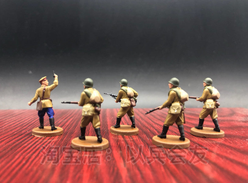 1/72 5Pcs World War II Soviet Infantry Model