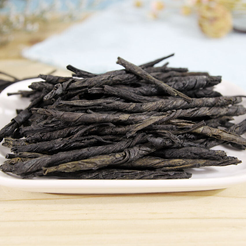 Needle shaped Kuding Bitter Herbal Green Tea, Chinese Spike Large-leaf tee 大叶苦丁茶