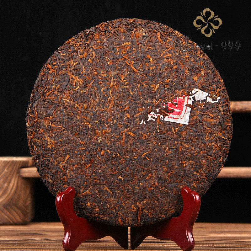 357g Ripe Pu'er Yunnan Yiwu Gongting Old Tree 2006 Compressed Tea Cake