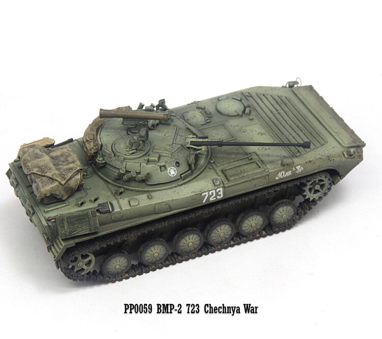 1/72 Russian BMP-2 Infantry Tank Model 723 Chechen War