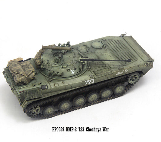 1/72 Russian BMP-2 Infantry Tank Model 723 Chechen War