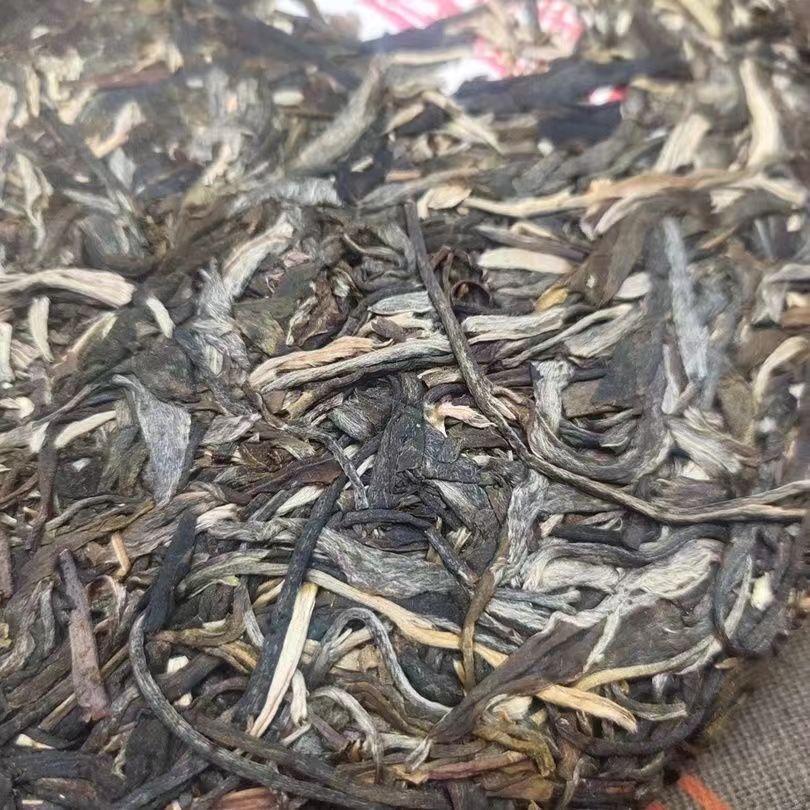 357g Yunnan Pu-erh Shengcha 2018 Year Bnnzhang Ancient Tree Raw Puerh Tea Cake