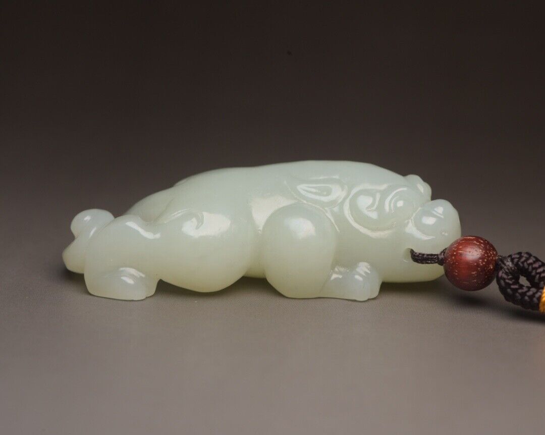 Top Chinese Natural Hotan White Jade Carved Exquisite Beast Statue Figurine Gift
