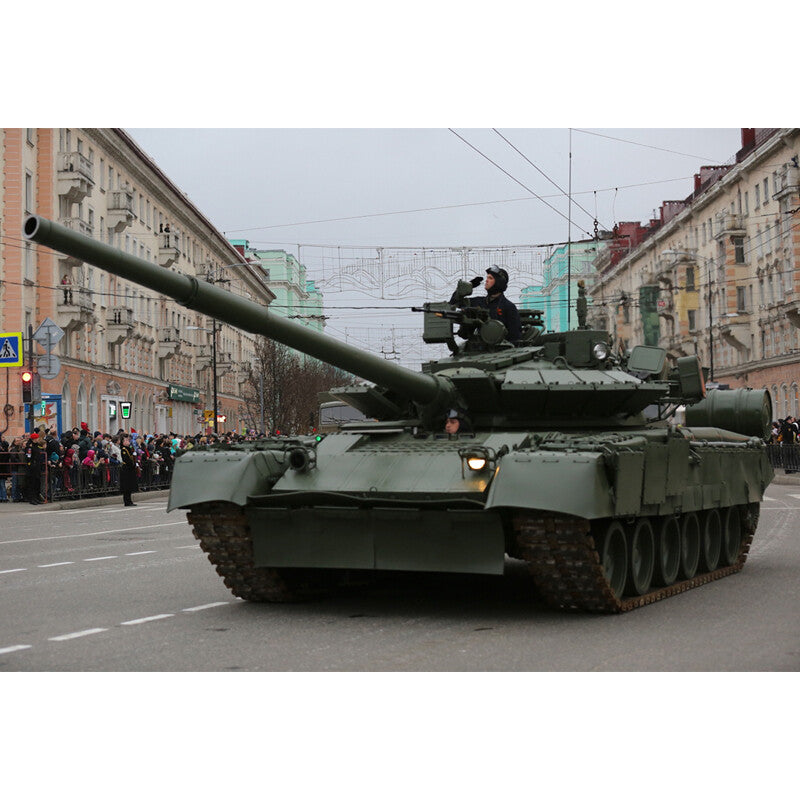 1/72 Russian T-80BVM Tank Model MBT Marine Corps
