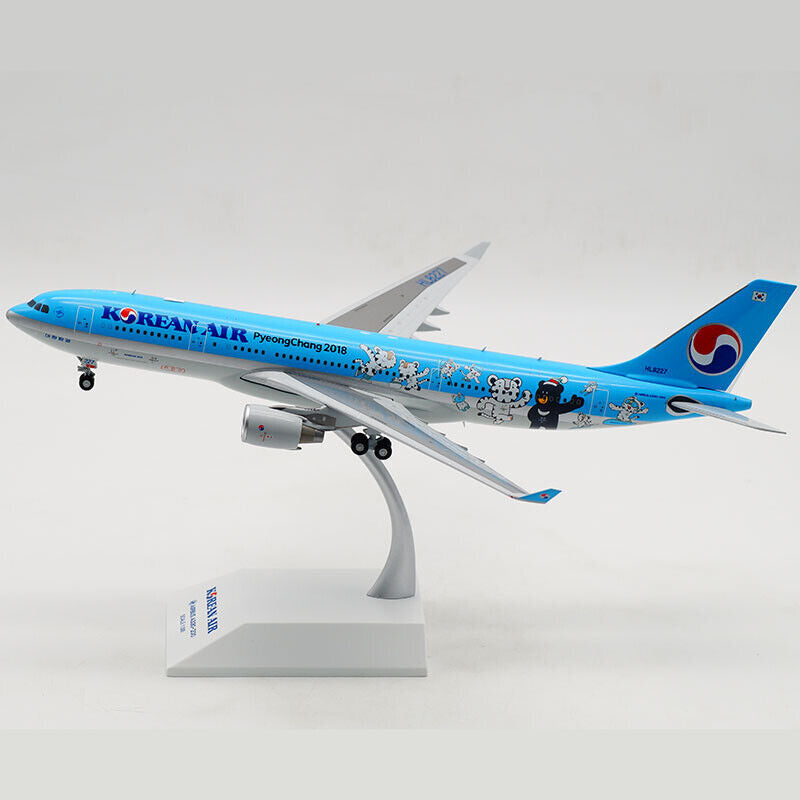 1:200 30CM JC WINGS KOREAN AIR AIRBUS A330-200 Passenger Airplane Diecast Model