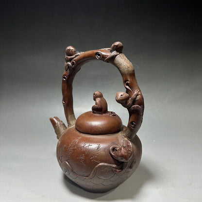 Chinese Yixing Zisha Clay Handmade Exquisite Teapot（五代封侯 底款：时大彬）