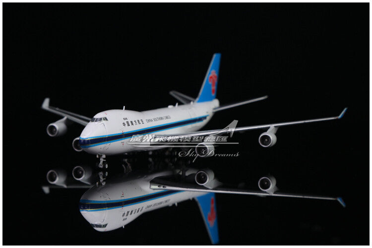 1:400 GeminiJets CHINA SOUTHERN BOEING B747-400F Airplane Diecast Aircraft Model